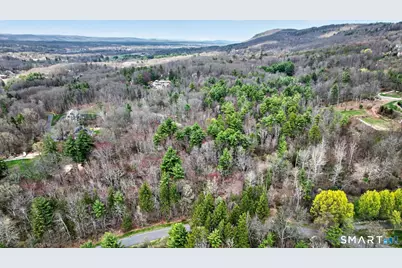 10 Breezy Knoll, Avon, CT 06001 - Photo 3