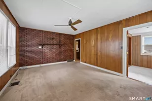 48 Lindsley St, Waterbury, CT 06708 - Photo 11