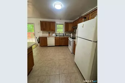 15 Harriet Street, Norwich, CT 06360 - Photo 5