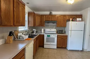 15 Harriet St, Norwich, CT 06360 - Photo 5