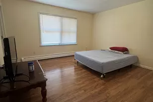 15 Harriet St, Norwich, CT 06360 - Photo 9