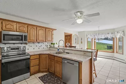 13 Fitzmaurice Circle, Windsor, CT 06095 - Photo 13