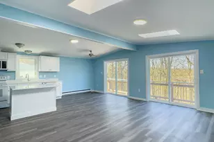 466 Waterville St, Waterbury, CT 06710 - Photo 3