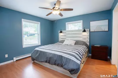 19 Debbie Lane, Enfield, CT 06082 - Photo 9