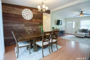 19 Debbie Ln, Enfield, CT 06082 - Photo 3