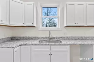 455R Sherman Ave, Hamden, CT 06514 - Photo 5