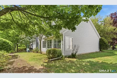 32 Southbridge Court, Simsbury, CT 06070 - Photo 37