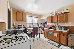 14 Gilbert Ave, New Haven, CT 06511 - Photo 21