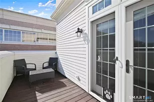 1241 Post Rd, Fairfield, CT 06824 - Photo 11