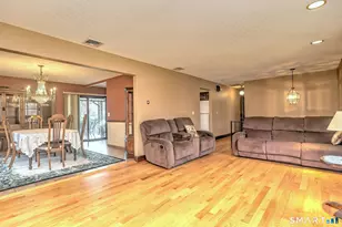 4565 Madison Ave, Trumbull, CT 06611 - Photo 5
