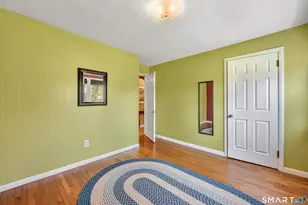 960 Peck Ln, Cheshire, CT 06410 - Photo 11