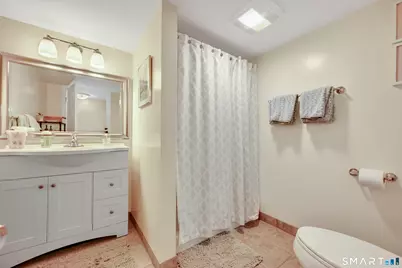 960 Peck Lane, Cheshire, CT 06410 - Photo 23