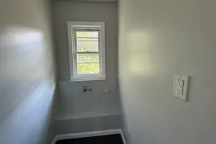 56 Vine St, Waterbury, CT 06704 - Photo 15