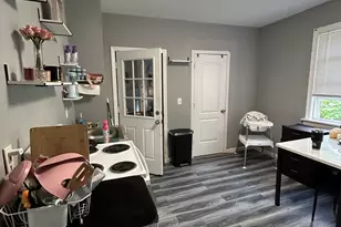 56 Vine St, Waterbury, CT 06704 - Photo 7