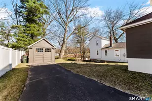 30 Oakwood St, East Hartford, CT 06108 - Photo 3