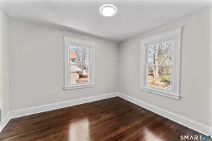 30 Oakwood St, East Hartford, CT 06108 - Photo 13