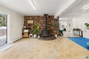 2776 E Main St, Bridgeport, CT 06610 - Photo 5