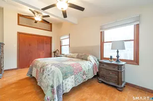 194 W Main St, East Lyme, CT 06357 - Photo 21
