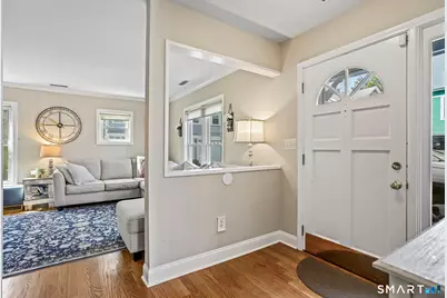4 Seabreeze Avenue #B, Milford, CT 06460 - Photo 5