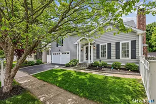 7 Ennis Ln, Fairfield, CT 06824 - Photo 5