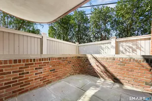25 W Elm St, Greenwich, CT 06830 - Photo 13