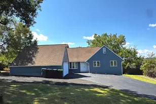 4 Bayview Cir, Watertown, CT 06795 - Photo 9