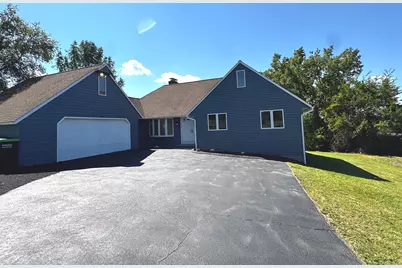 4 Bayview Circle, Watertown, CT 06795 - Photo 1