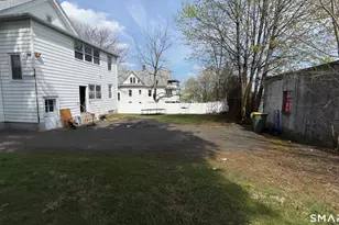 25 Avon Ave, Waterbury, CT 06708 - Photo 23