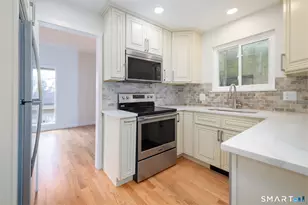 12 Heritage Vlg, Southbury, CT 06488 - Photo 7