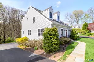 121 Crosby St, Fairfield, CT 06825 - Photo 35