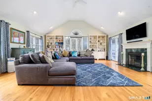 121 Crosby St, Fairfield, CT 06825 - Photo 9