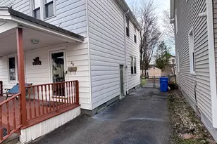 26 Newton St, Hamden, CT 06514 - Photo 3