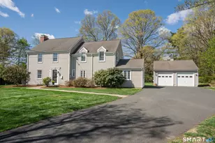 261 Mountain Rd, West Hartford, CT 06107 - Photo 3