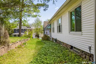 25 Ray St, Waterbury, CT 06708 - Photo 19