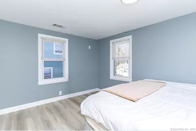 35 Buckley Avenue, Bristol, CT 06010 - Photo 23