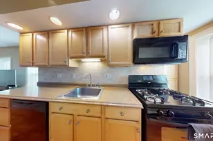 31 Suffield St, Windsor Locks, CT 06096 - Photo 21