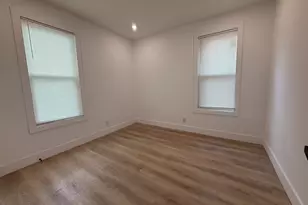 21-23 Elliott St, Hartford, CT 06114 - Photo 11
