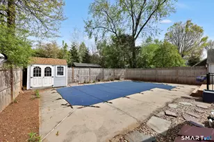 1186 Trout Brook Dr, West Hartford, CT 06119 - Photo 33