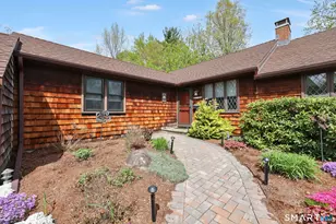 1186 Trout Brook Dr, West Hartford, CT 06119 - Photo 3