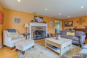 220 Oak Ridge Rd, Stratford, CT 06614 - Photo 5