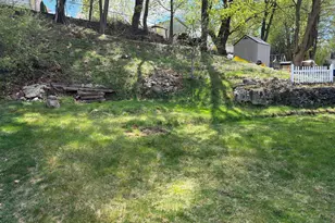 242 Lakeview Ave, Waterbury, CT 06705 - Photo 3