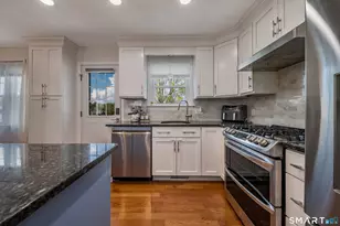 2 Lakeview Terrace, Branford, CT 06405 - Photo 15