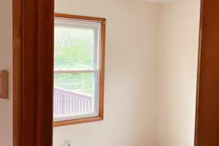 311 Alba Ave, Bridgeport, CT 06606 - Photo 9