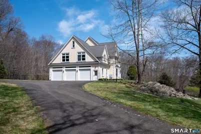 48 Coach Light Drive, Woodbury, CT 06798 - Photo 5
