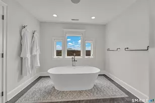 48 Coach Light Dr, Woodbury, CT 06798 - Photo 29