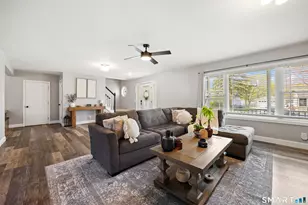 101 Sunset Dr, Derby, CT 06418 - Photo 5