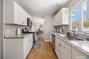101 Sunset Dr, Derby, CT 06418 - Photo 13