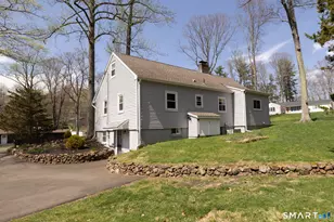 16 Lakeview Ave, North Branford, CT 06472 - Photo 31