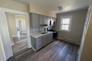 35 9th Ave, Danbury, CT 06810 - Photo 3