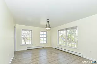 5 Moody Ave, Fairfield, CT 06825 - Photo 7
